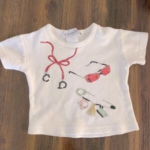Dior Christian Dior "Safety Pin" T-Shirt 1
(18M)